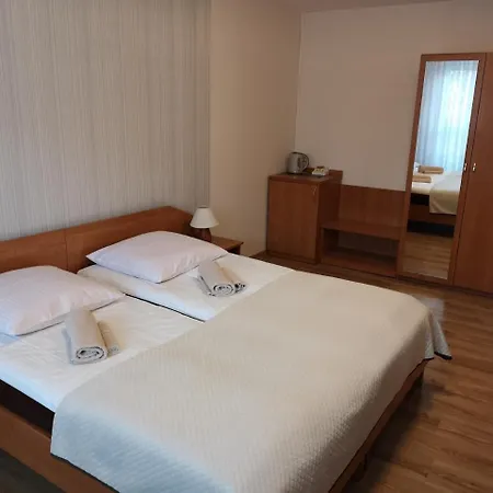 Goscinne O-es-ha Homestay szállás *